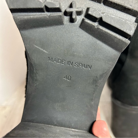 Free People black suede chunky boots. Lace up size 40 - Picture 8 of 11